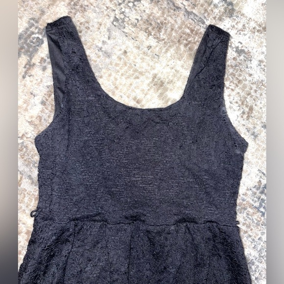 Ambiance lace dress size large - Picture 3 of 4